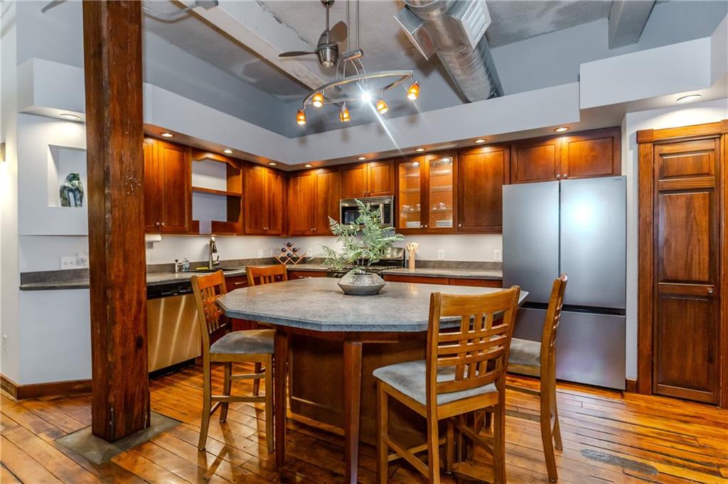 404 Roosevelt Avenue Unit 204g Property Photo 15