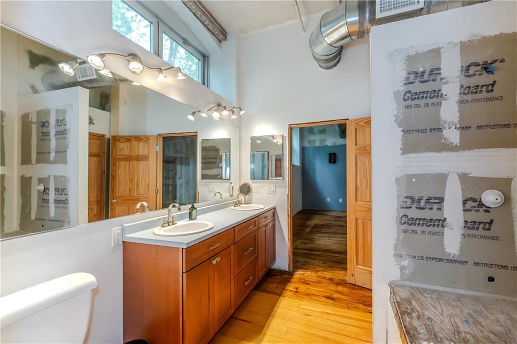 404 Roosevelt Avenue Unit 204g Property Photo 30