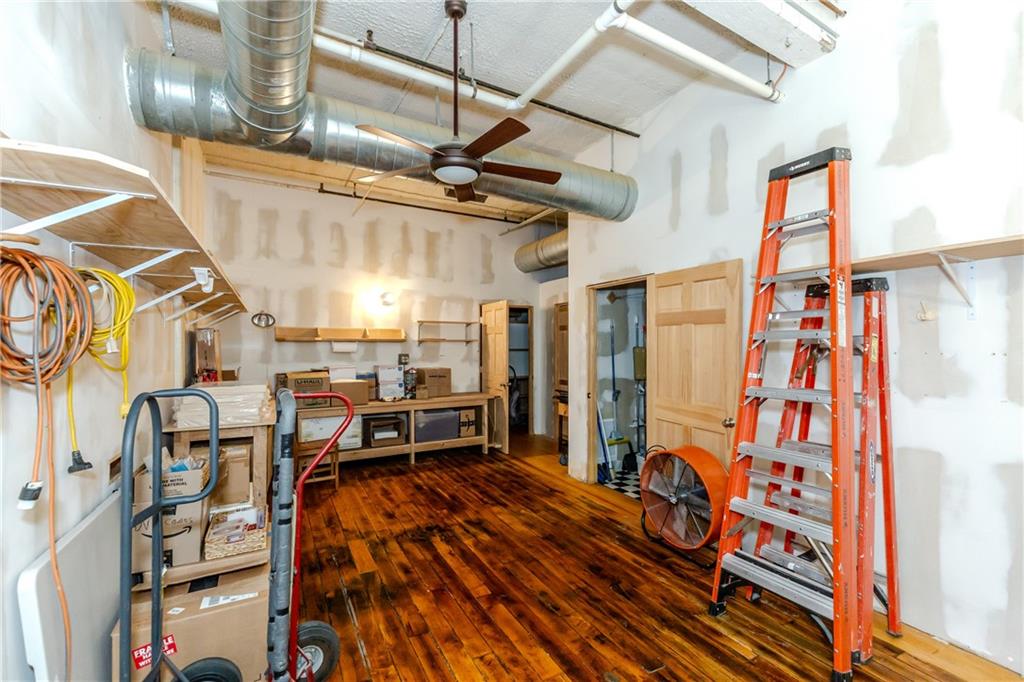 404 Roosevelt Avenue Unit 204g Property Photo 31