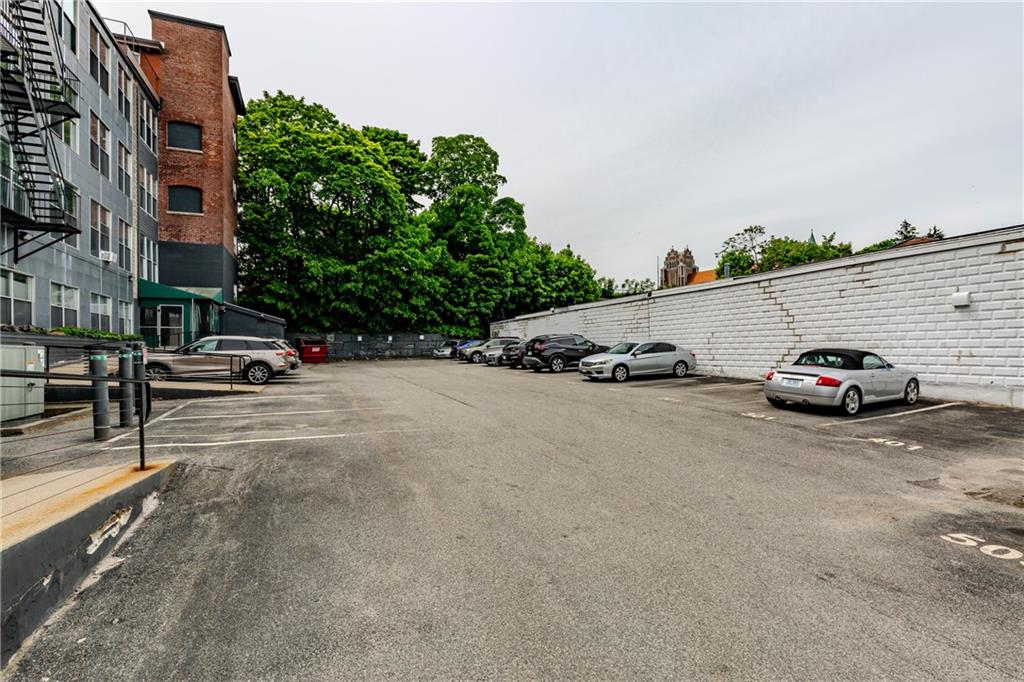 404 Roosevelt Avenue Unit 204g Property Photo 44