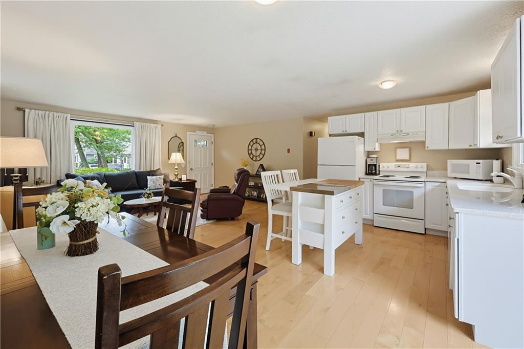 39 Tidewater Drive W Property Photo 12