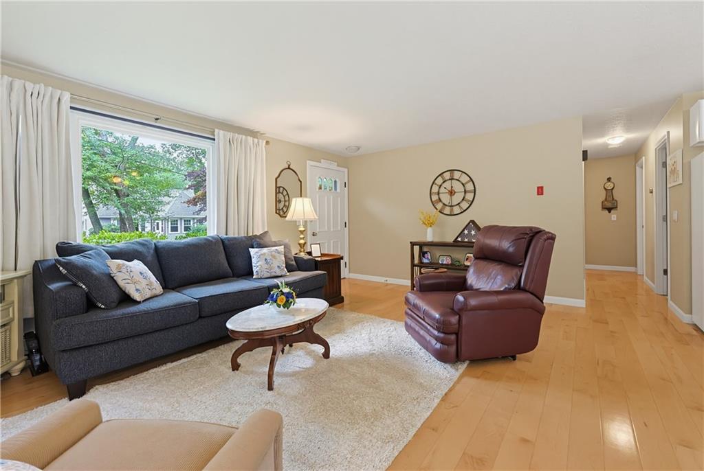 39 Tidewater Drive W Property Photo 17