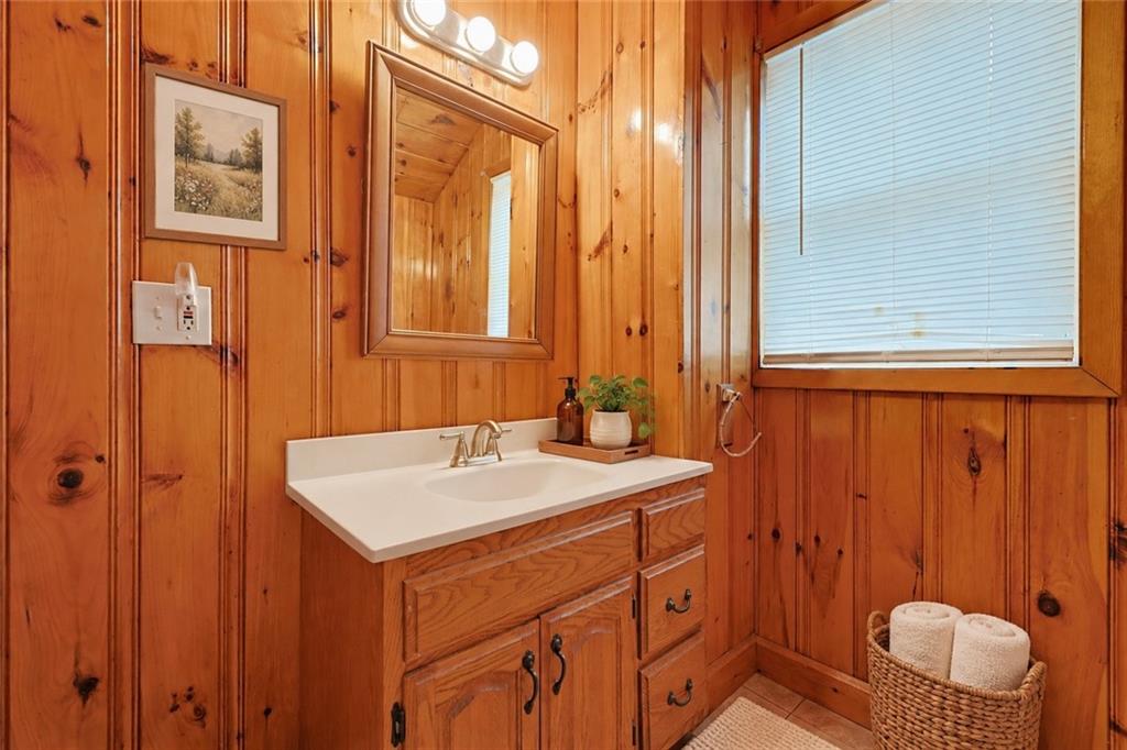 85 Hughes Avenue Property Photo 18
