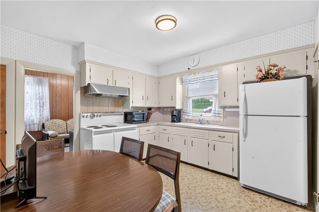 296 Power Road Property Photo 18