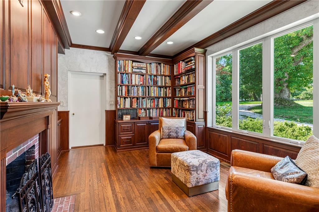 165 Poppasquash Road Property Photo 29