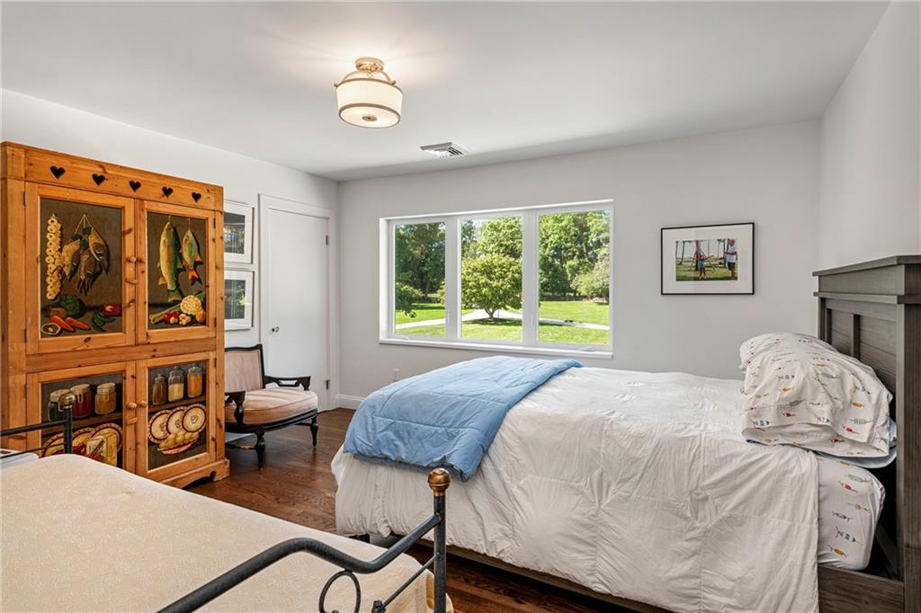 165 Poppasquash Road Property Photo 39