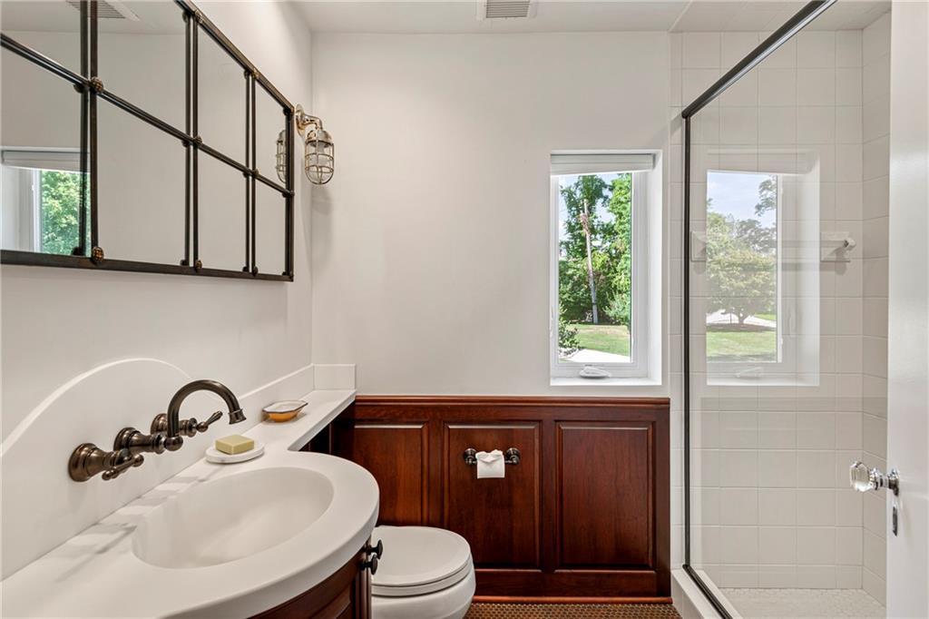 165 Poppasquash Road Property Photo 40