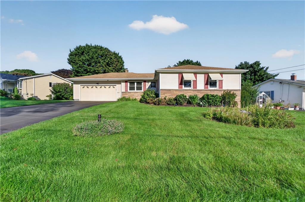 60 Birchwood Drive Property Photo 4