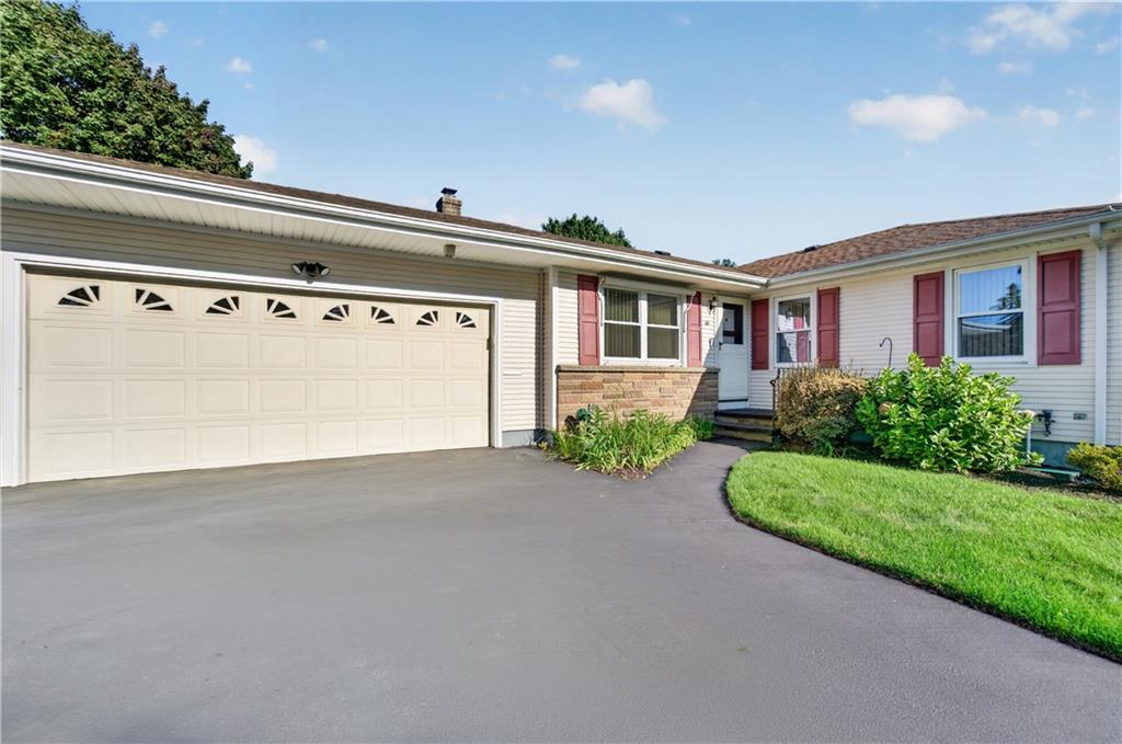 60 Birchwood Drive Property Photo 5