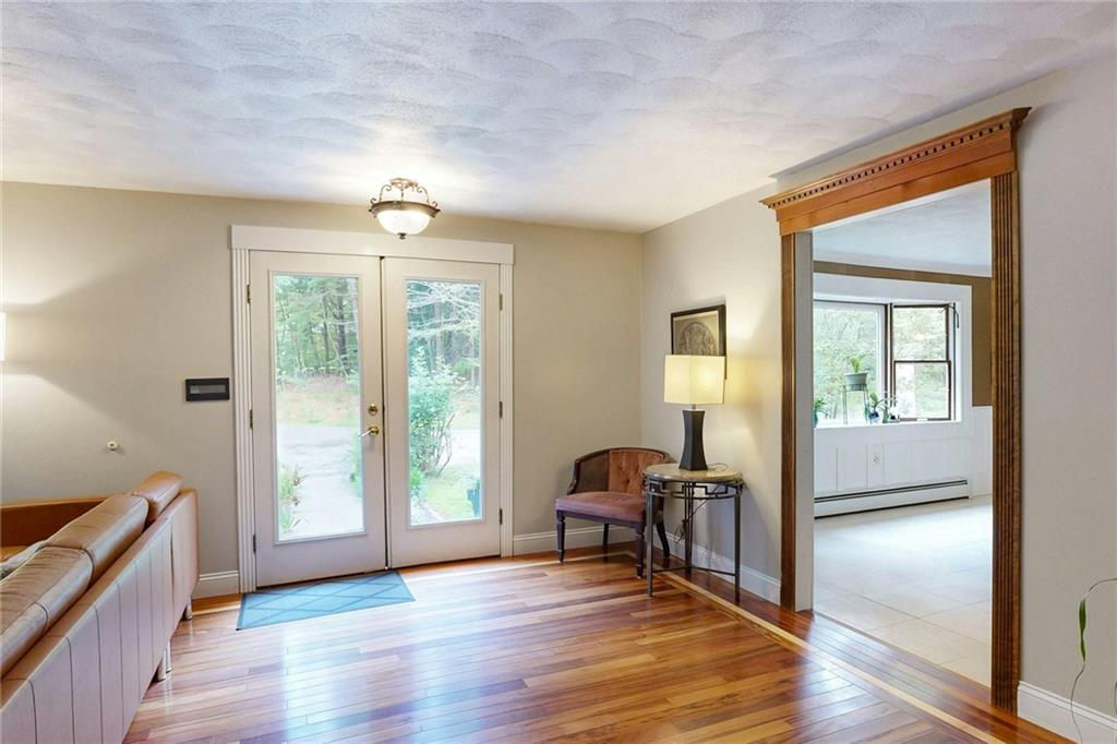 35 Job Drive Property Photo 6