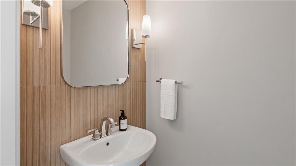 83 Cadora Avenue Property Photo 8