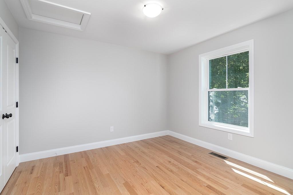 83 Cadora Avenue Property Photo 23
