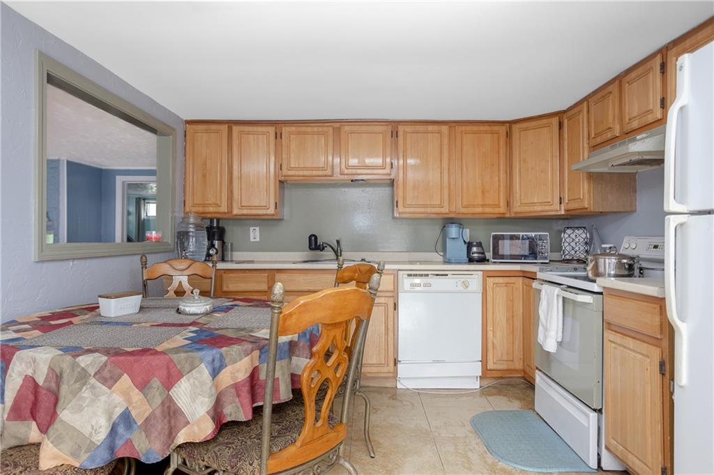 9 Burdick Avenue Property Photo 19