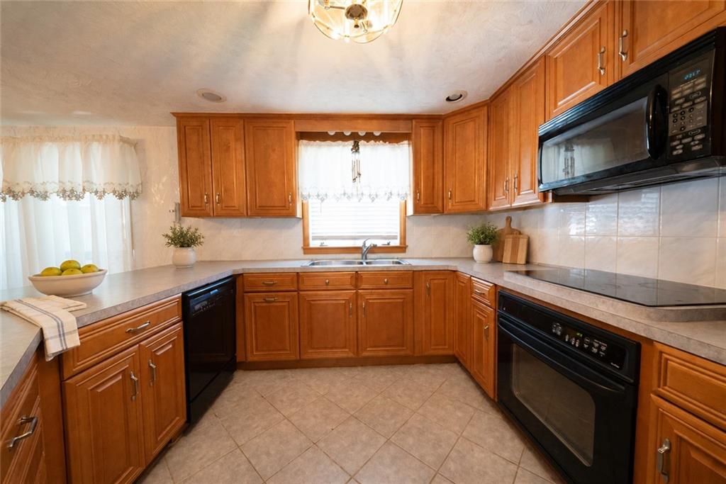 230 Oaklawn Avenue Property Photo 8