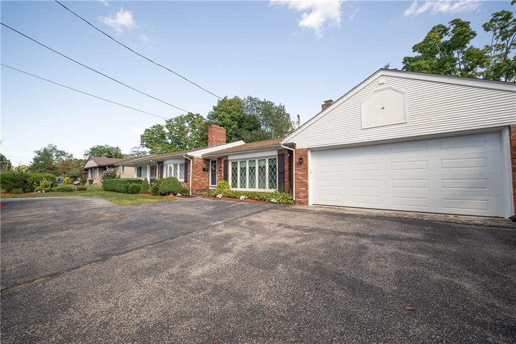 230 Oaklawn Avenue Property Photo 30