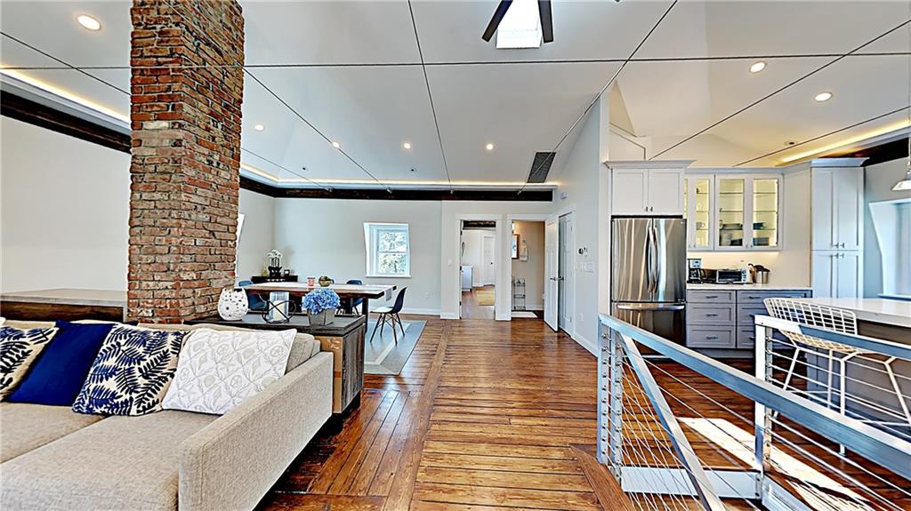 21 School Street Unit 4 Property Photo 15