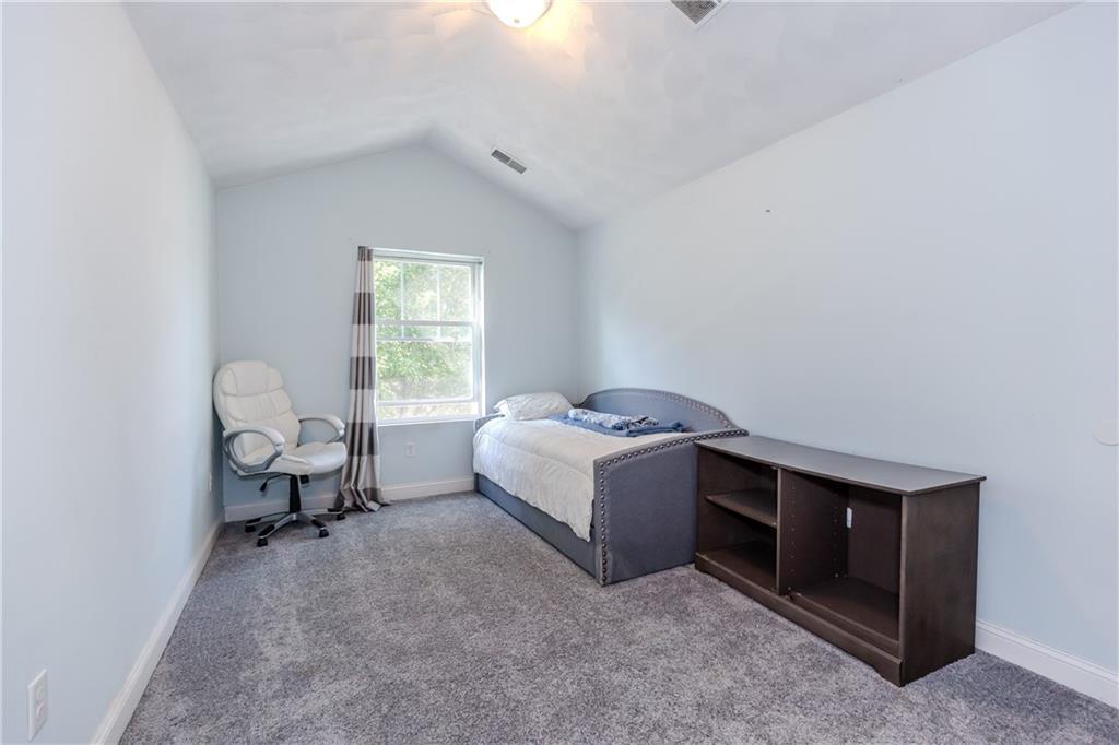 301 West Shore Road Unit 10 Property Photo 22
