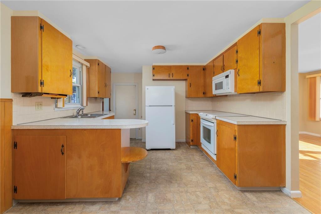 103 Amanda Street Property Photo 10