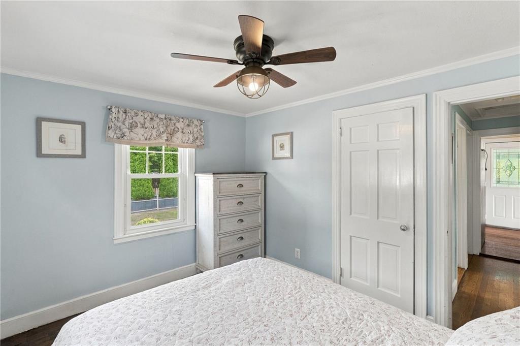 1040 Greenwich Avenue Property Photo 11