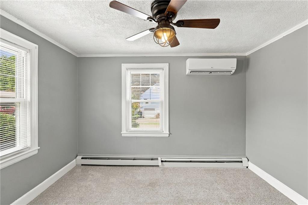 1040 Greenwich Avenue Property Photo 13