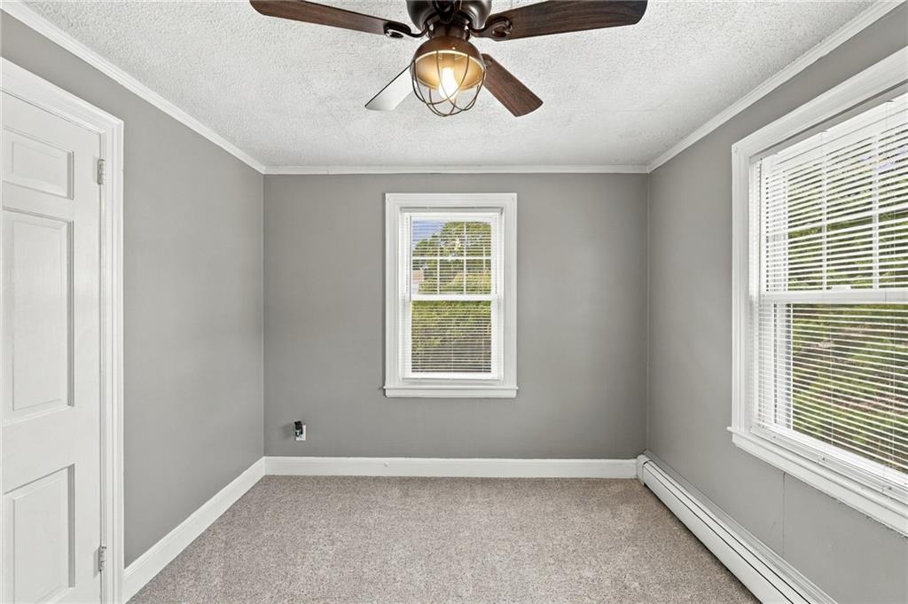 1040 Greenwich Avenue Property Photo 15