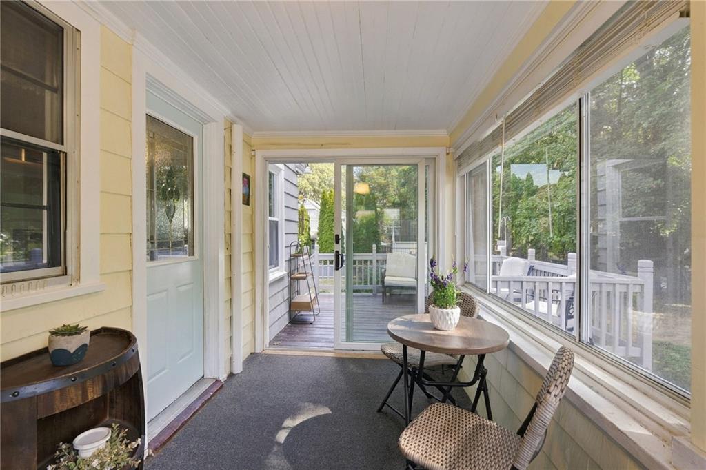 1040 Greenwich Avenue Property Photo 18