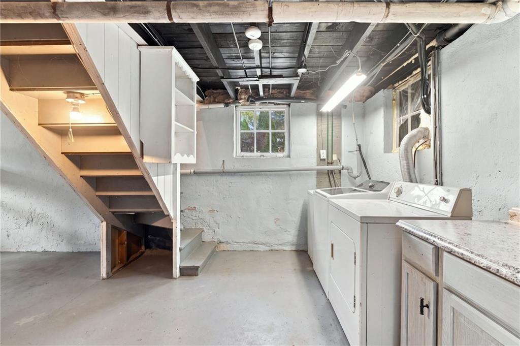 1040 Greenwich Avenue Property Photo 19
