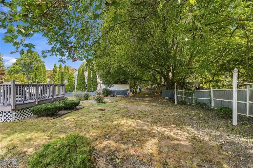 1040 Greenwich Avenue Property Photo 30