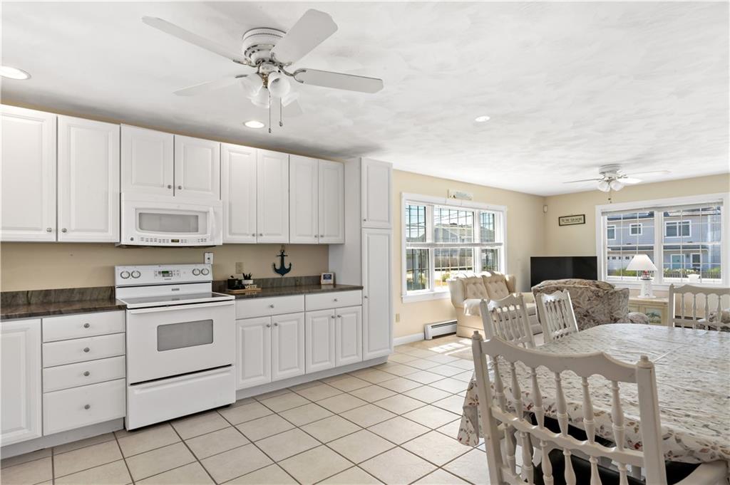 980 Matunuck Beach Road Property Photo 7
