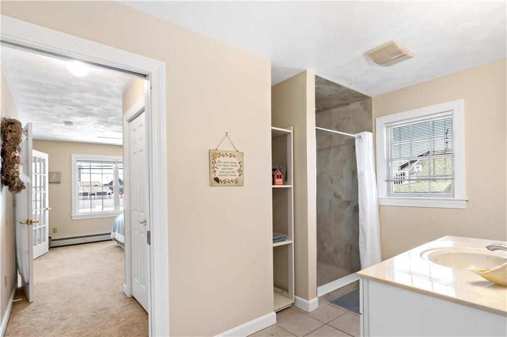 980 Matunuck Beach Road Property Photo 17