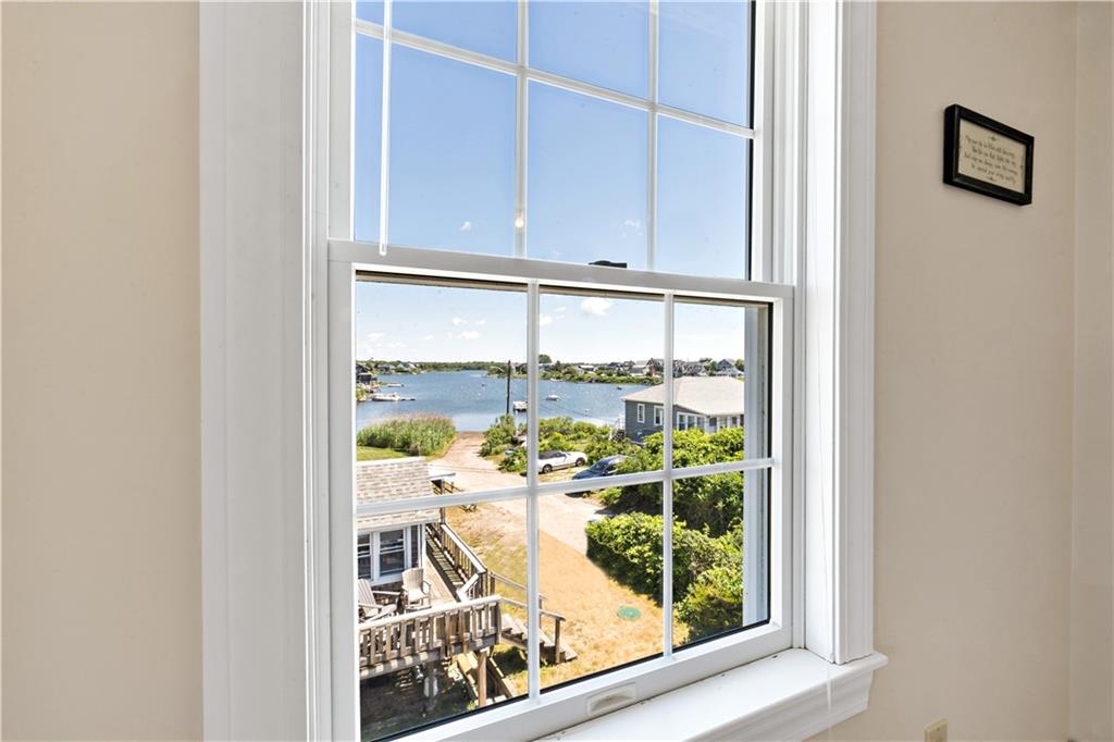 980 Matunuck Beach Road Property Photo 21