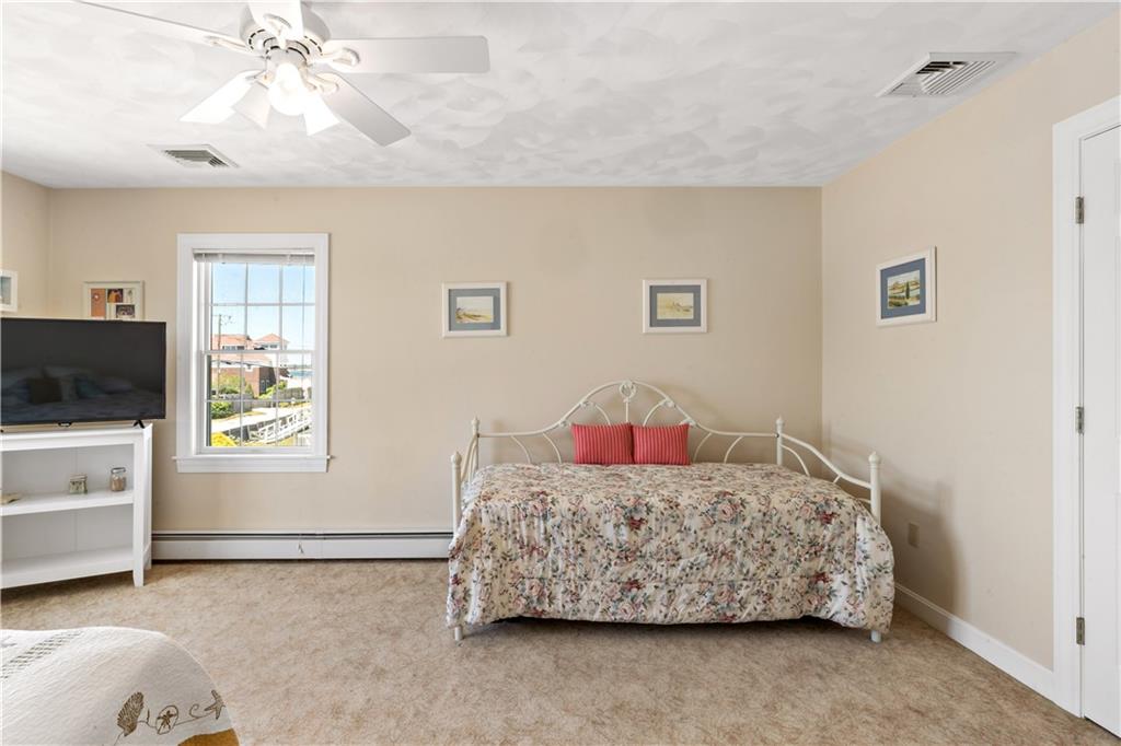 980 Matunuck Beach Road Property Photo 27