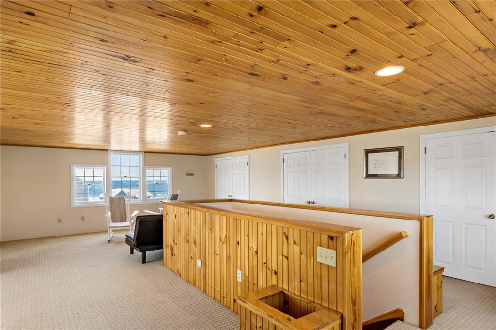 980 Matunuck Beach Road Property Photo 31