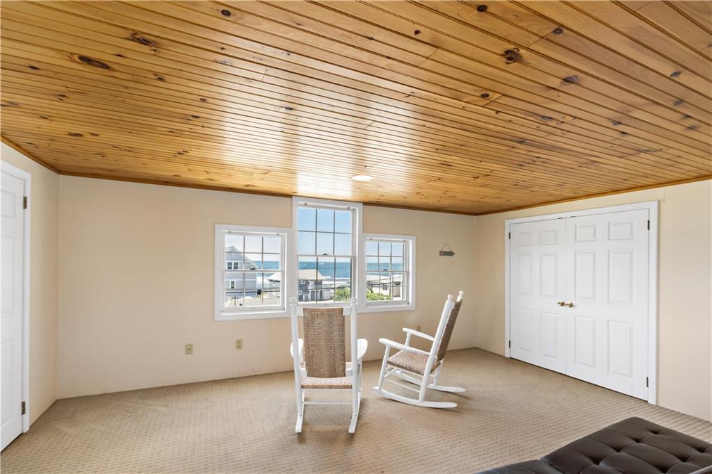 980 Matunuck Beach Road Property Photo 32