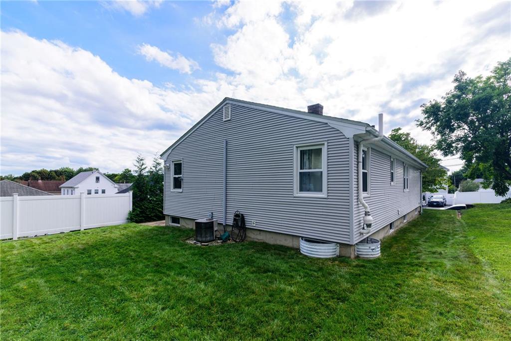 105 Walnut Street Property Photo 2
