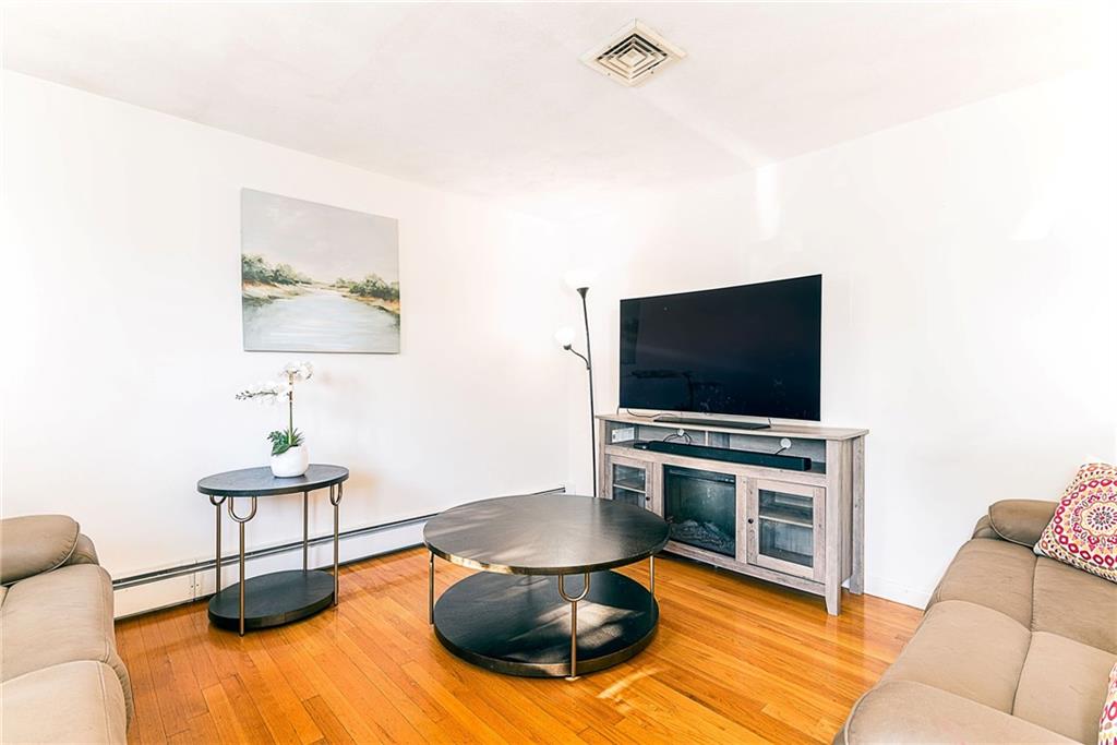 105 Walnut Street Property Photo 3