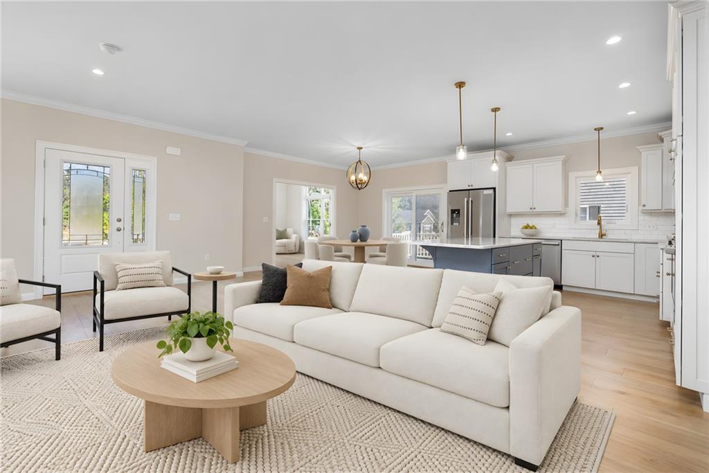 633 South Shore Village Boulevard Property Photo 8