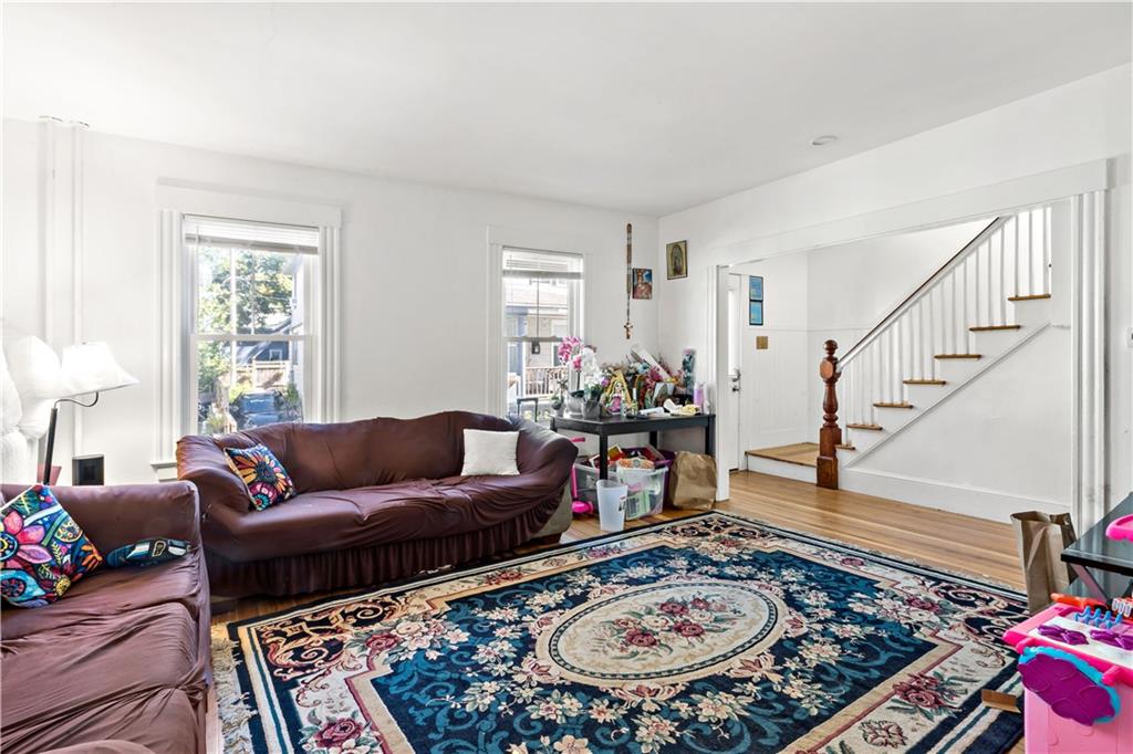 15 Kilburn Ct Court Property Photo 4