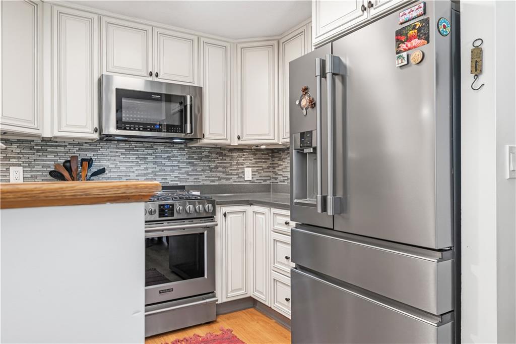 3 Quail Circle Unit A Property Photo 6
