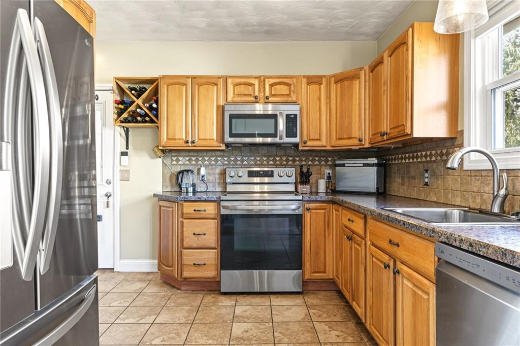 19 Anoka Road Property Photo 5