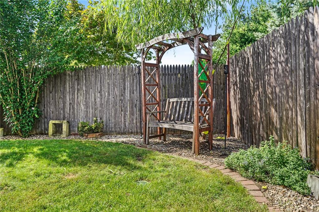 19 Anoka Road Property Photo 34