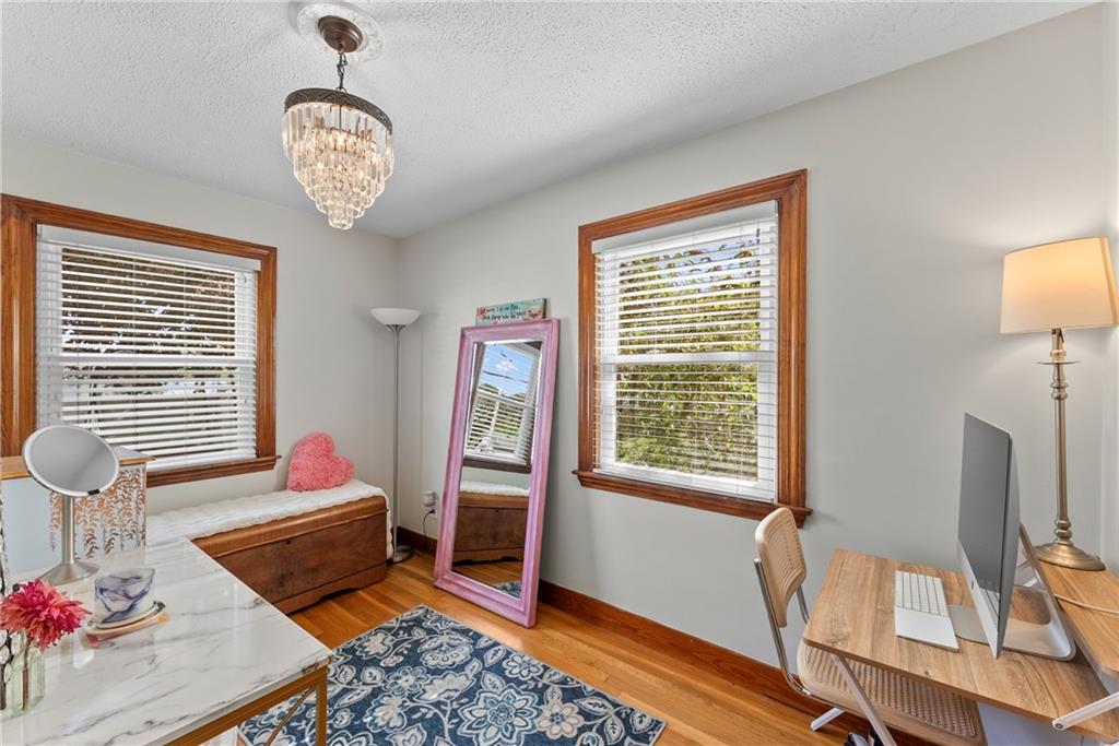 77 Narragansett Avenue Property Photo 15