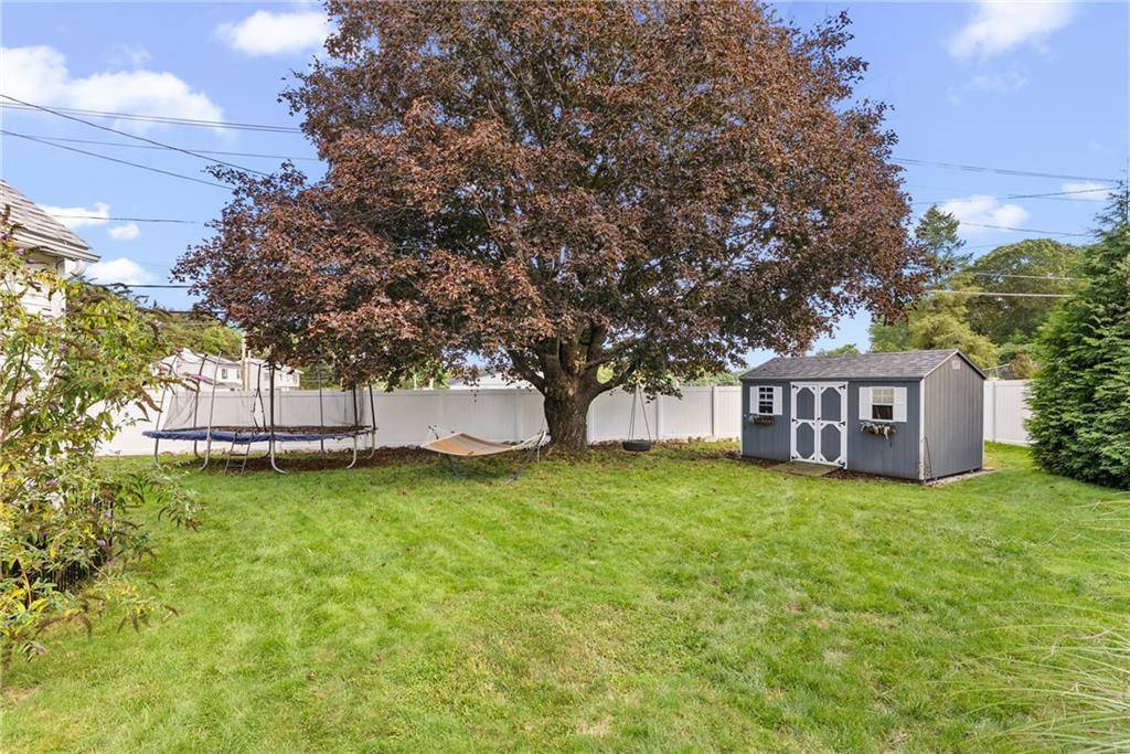77 Narragansett Avenue Property Photo 39
