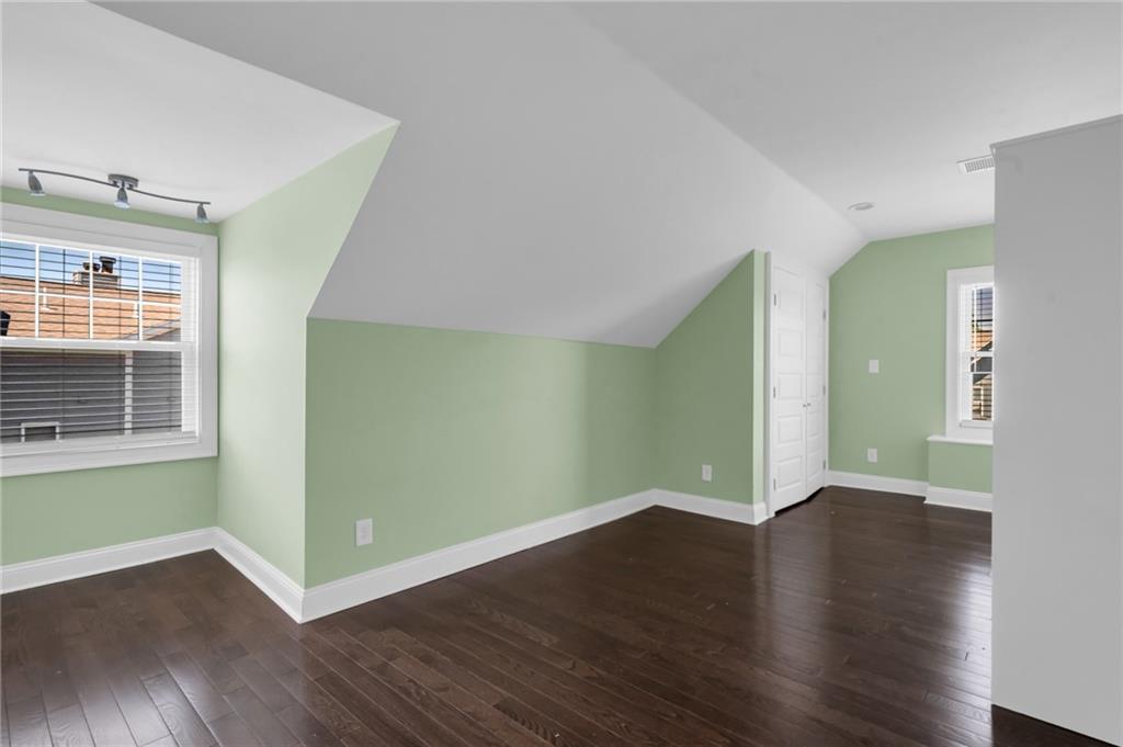260 Brown Street Property Photo 41
