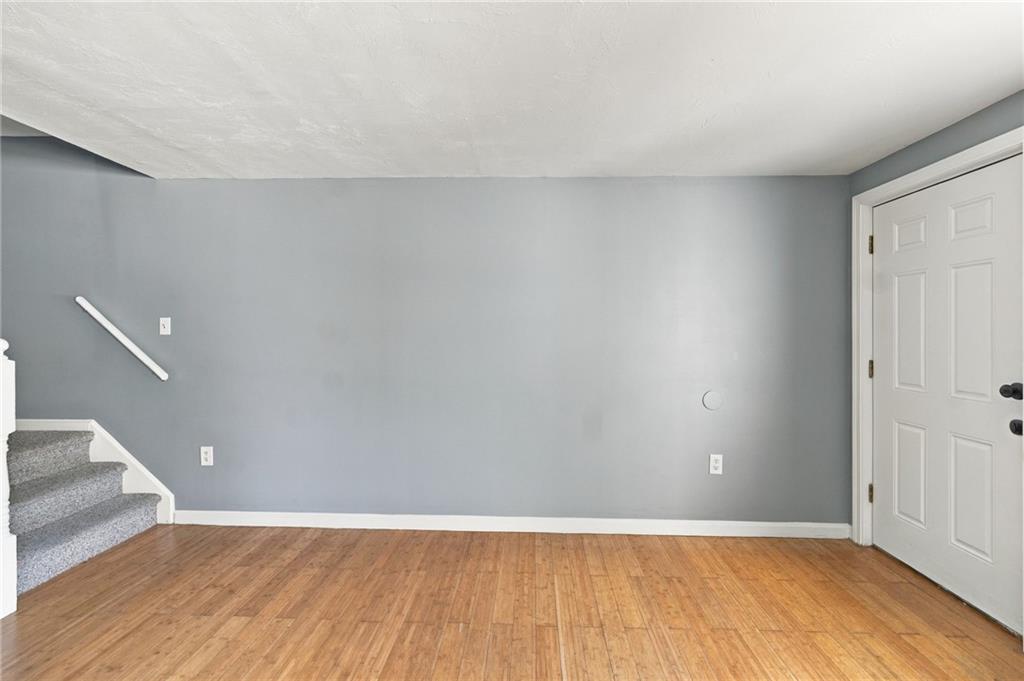 52 Nancy Street Unit 7 Property Photo 10