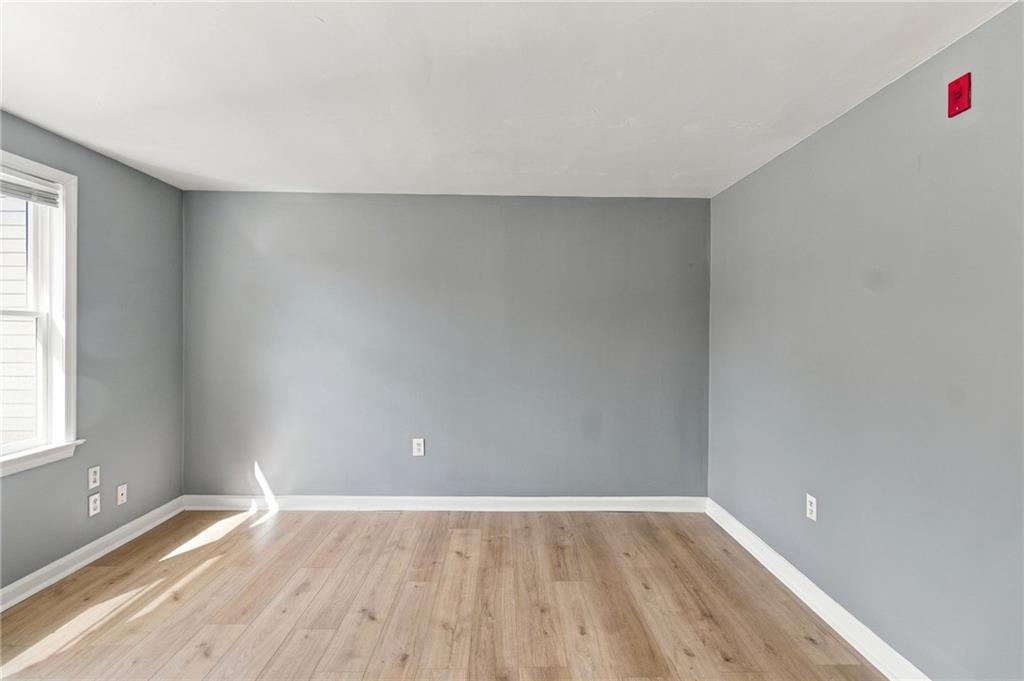 52 Nancy Street Unit 7 Property Photo 22