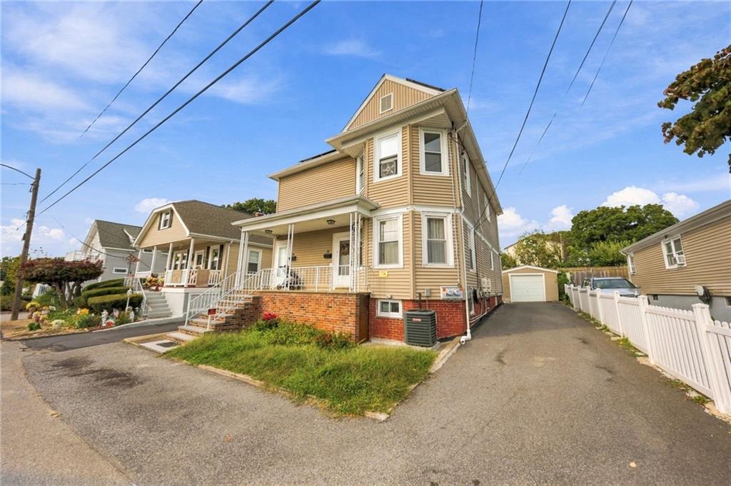 37 39 Old Oak Avenue Property Photo 1