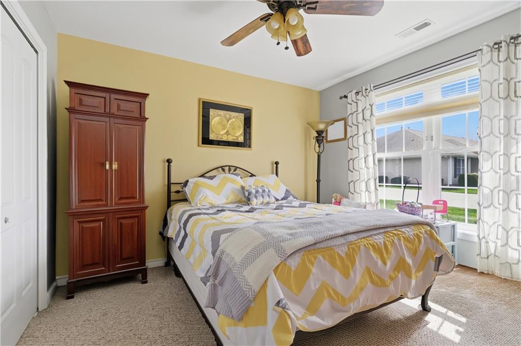 2503 Village Green Circle Property Photo 13