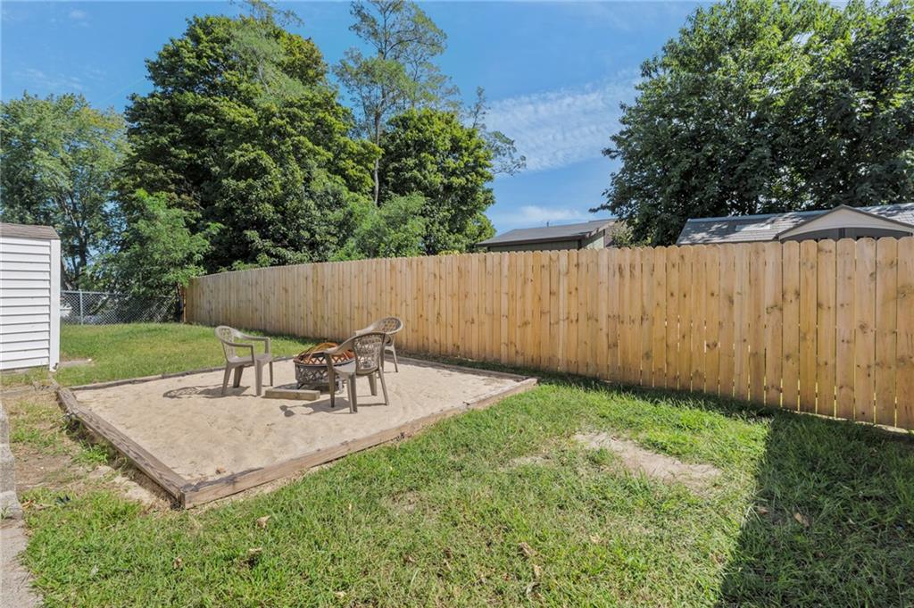 11 Faith Street Property Photo 4