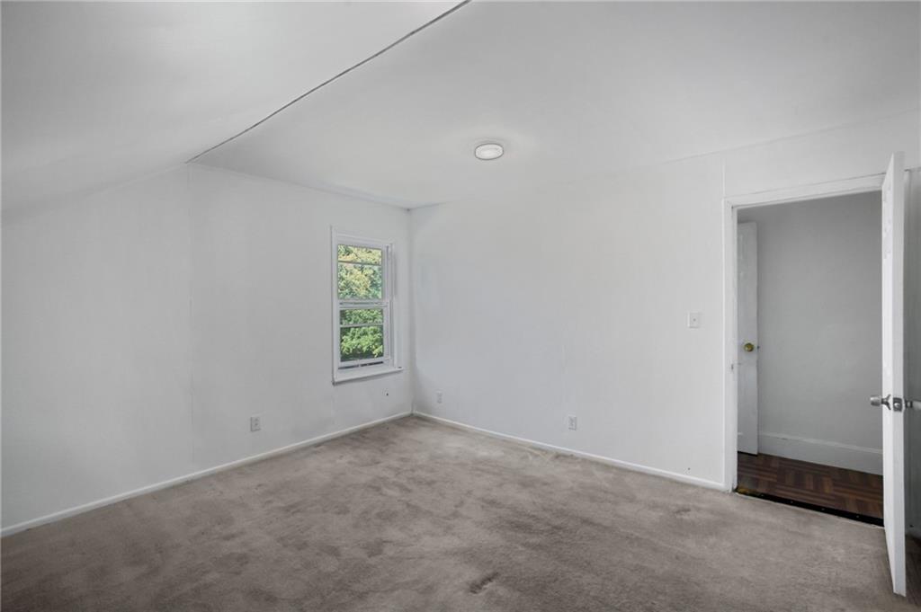 11 Faith Street Property Photo 16